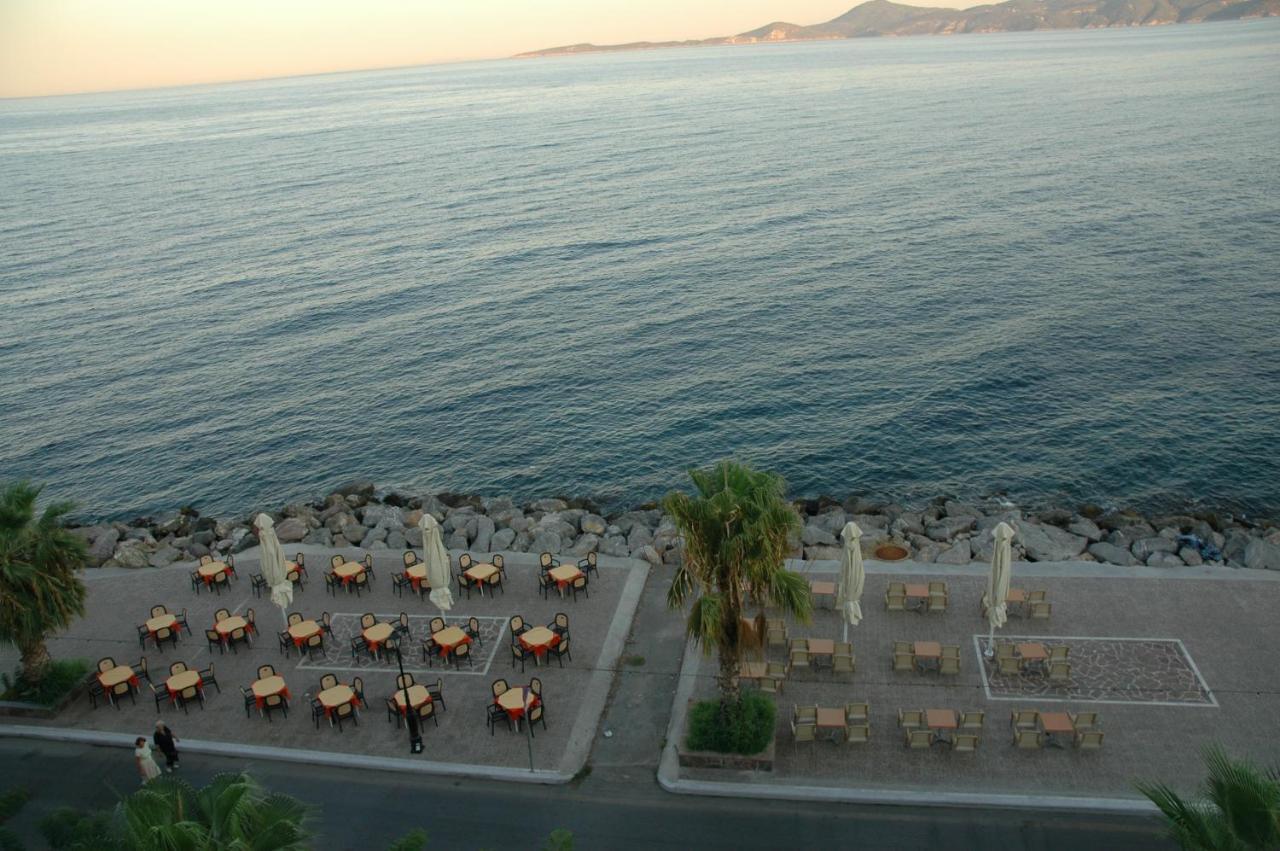 Avra Hotel Methana Bagian luar foto