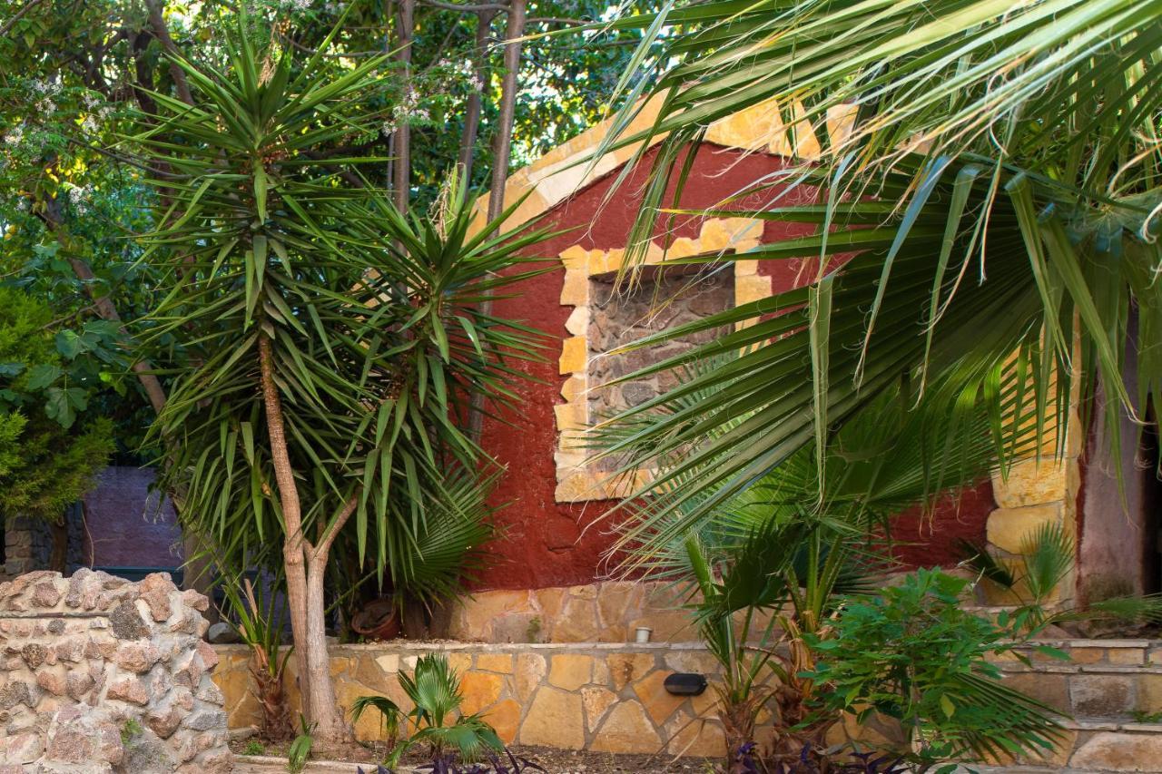 Avra Hotel Methana Bagian luar foto