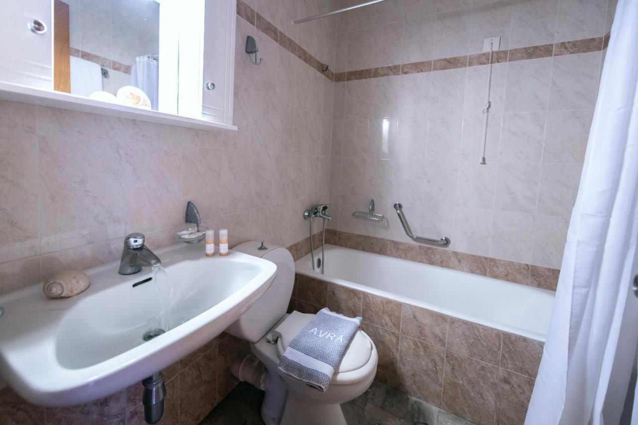 Avra Hotel Methana Bagian luar foto