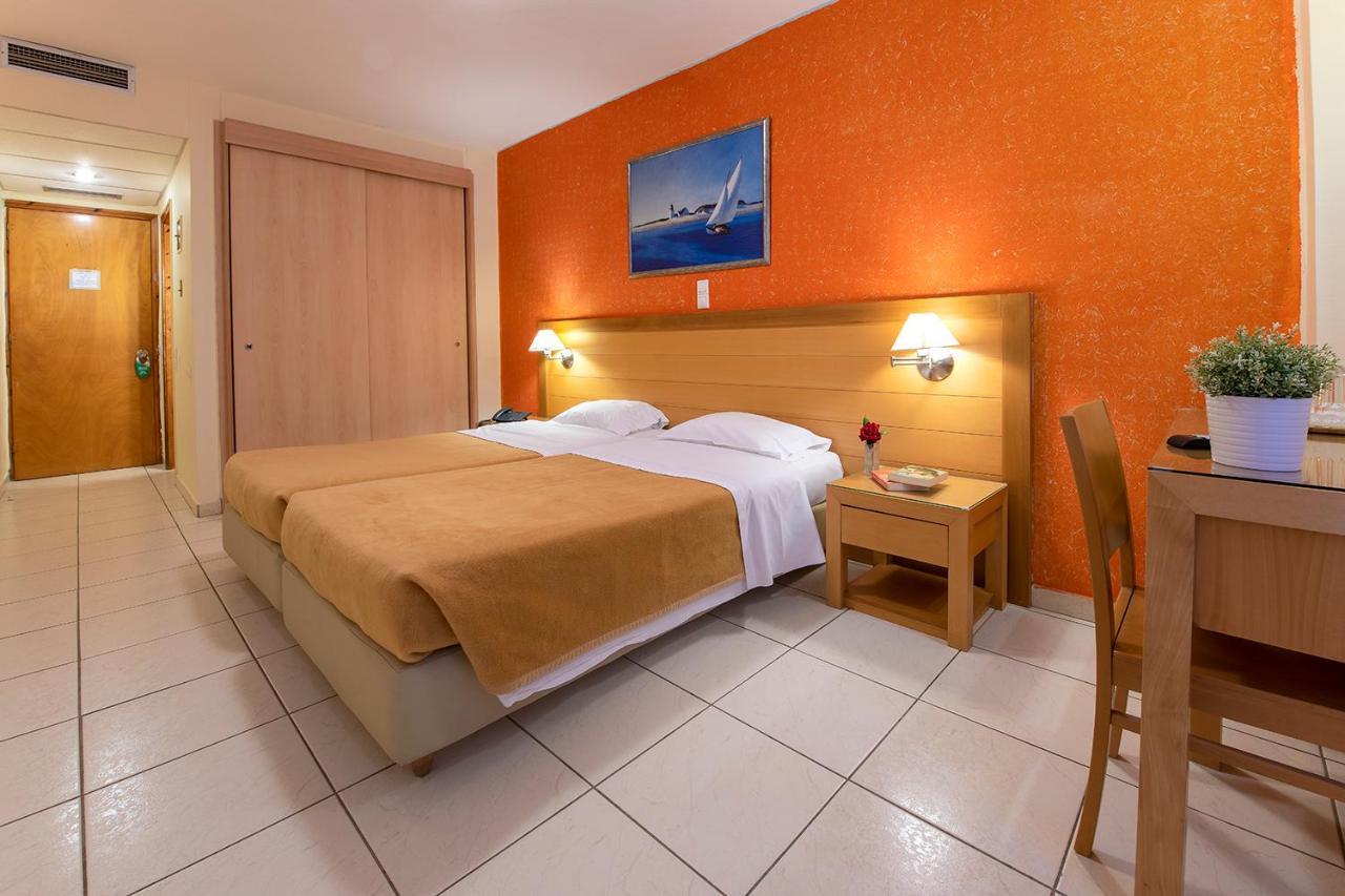 Avra Hotel Methana Bagian luar foto