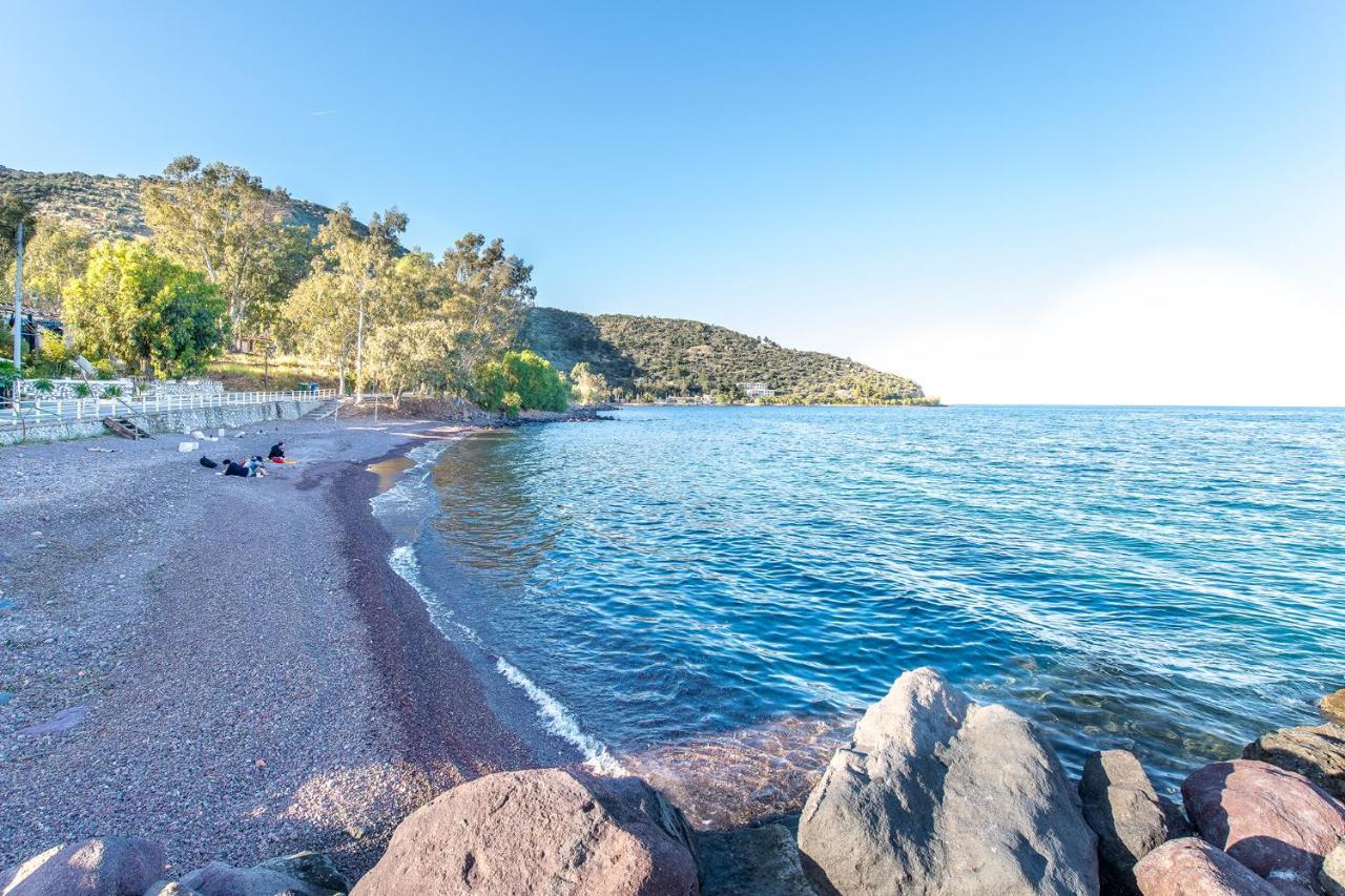Avra Hotel Methana Bagian luar foto